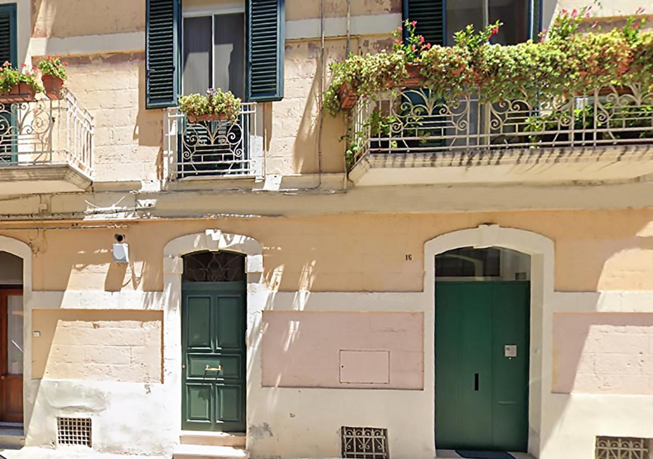16Sassi Apartment Matera Bagian luar foto